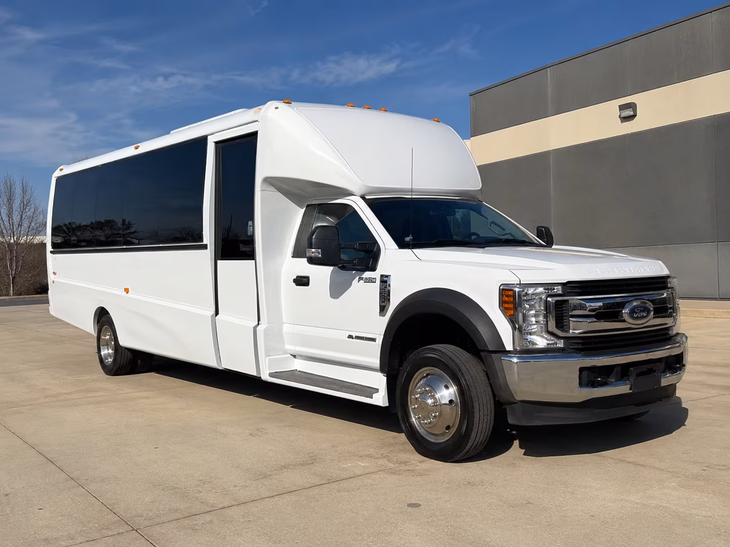 minibuses and charter buses for corporate sporting event groups