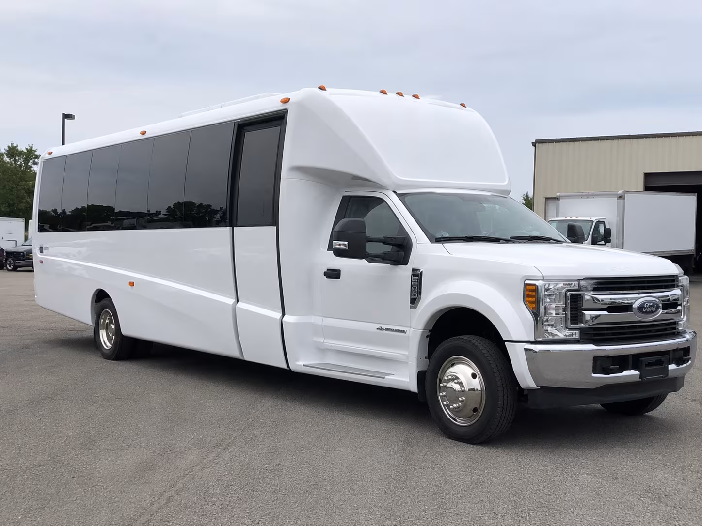 party buses for stamford birthdays bachelorettes and nights out