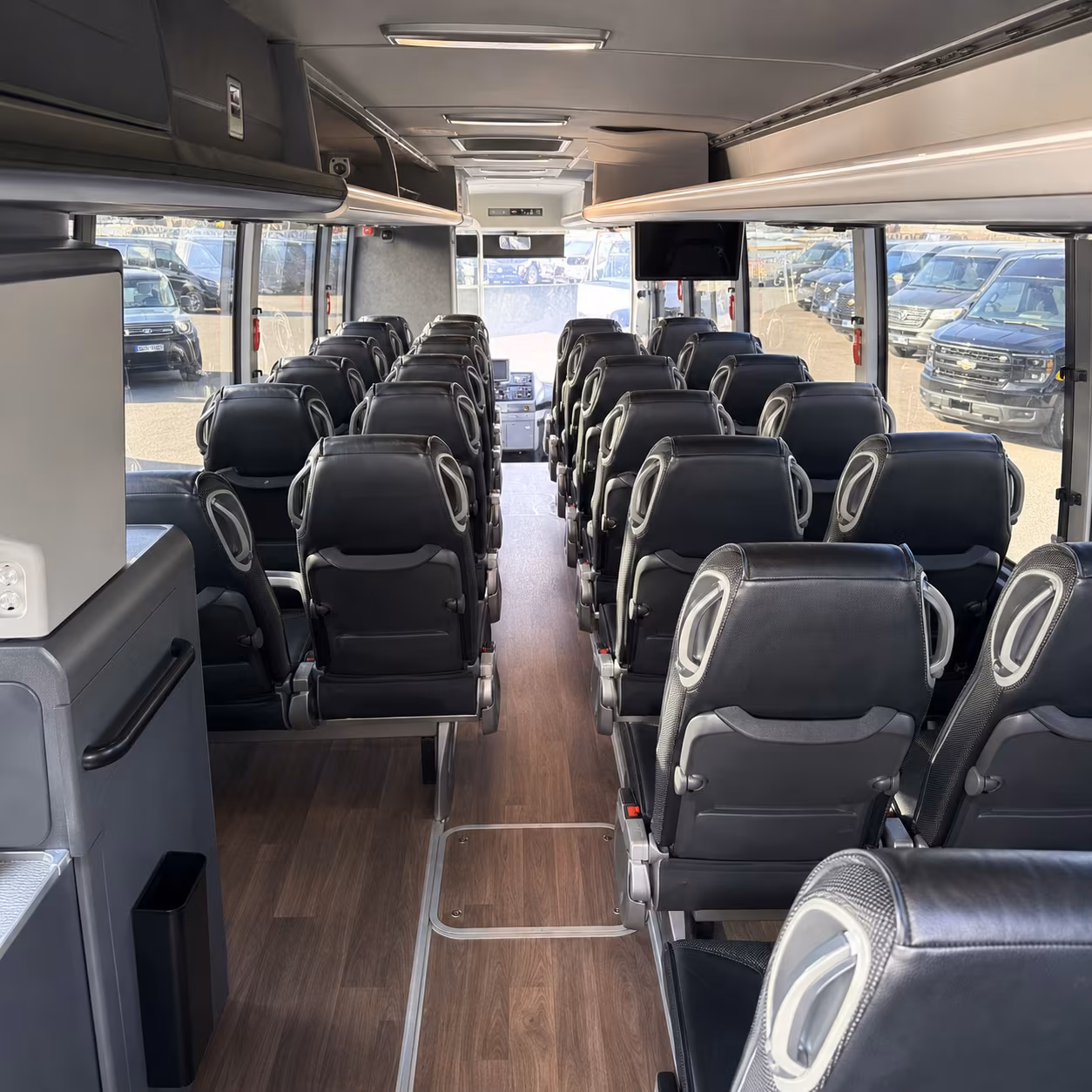 stamford charter bus rentals for financial district and downtown office commutes