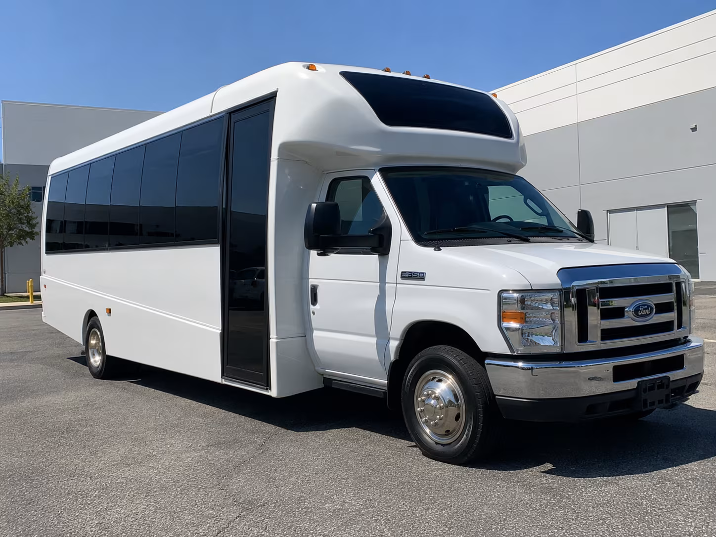 wedding shuttle buses for stamford celebrations